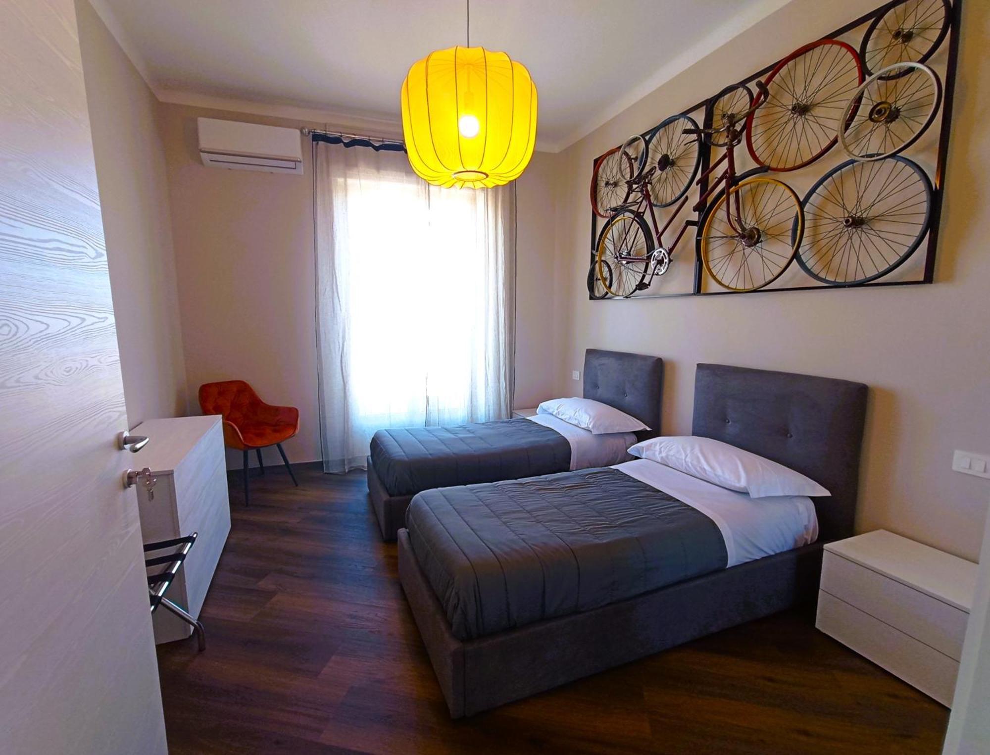Hotel Mile Bari Exterior foto